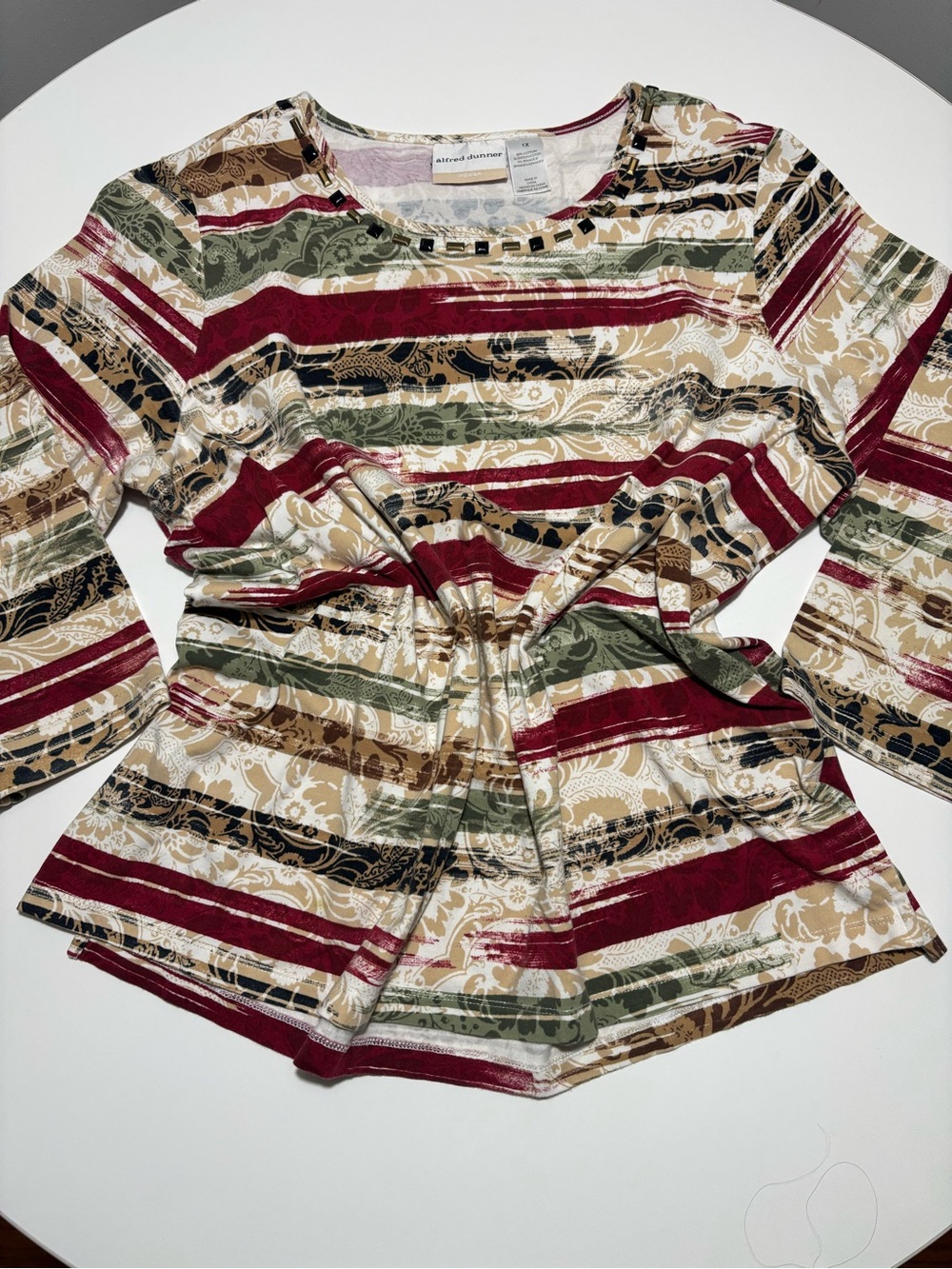 Alfred Dunner Red Green & Beige Whimsygoth 3/4 Length Cotton Long Sleeve Top